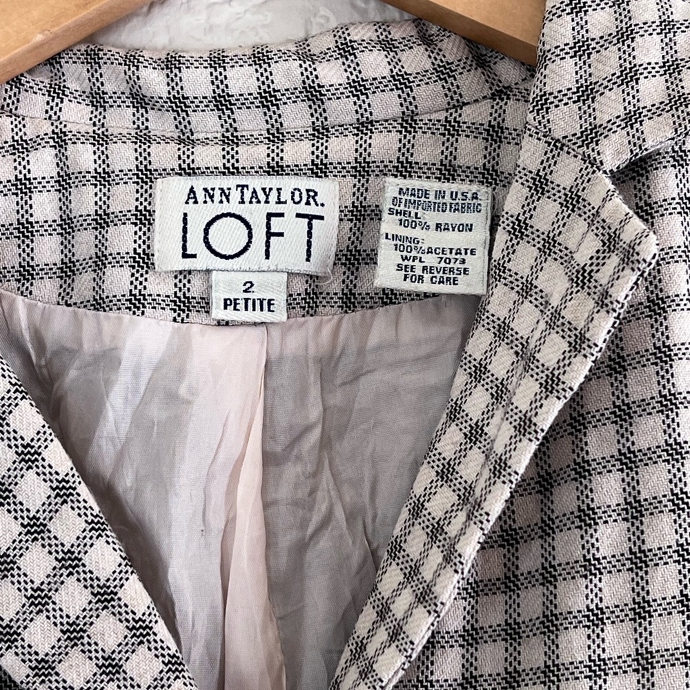 Loft | Vintage Ann Taylor plaid button front vest size 2P - Picture 4 of 9